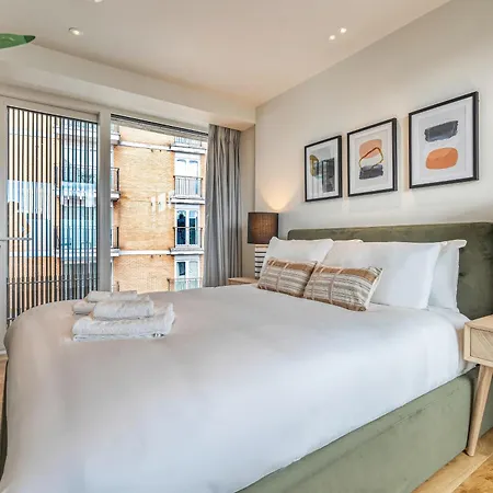 Appartamento Luxury Flats Near Big Ben And London Eye Esterno foto
