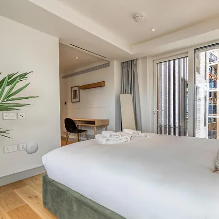 Appartamento Luxury Flats Near Big Ben And London Eye Esterno foto