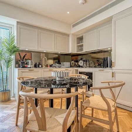 Appartamento Luxury Flats Near Big Ben And London Eye Esterno foto
