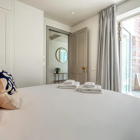 Appartamento Luxury Flats Near Big Ben And London Eye Esterno foto