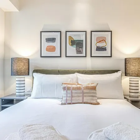 Appartamento Luxury Flats Near Big Ben And London Eye Esterno foto
