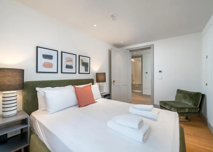 Luxury Flats Near Big Ben And London Eye