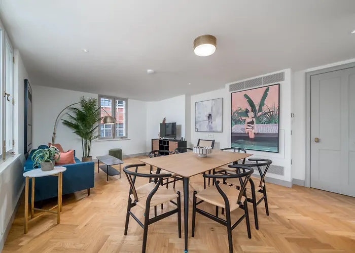 Luxury Flats Near Big Ben And London Eye